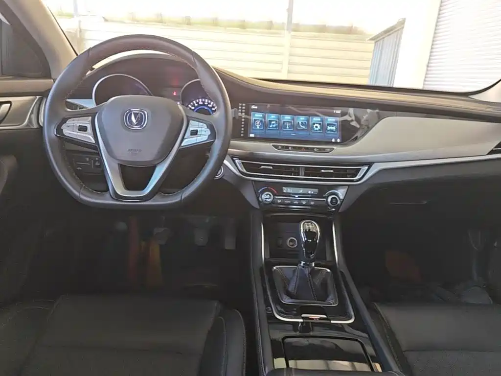 Changan Eado — миниатюра 10