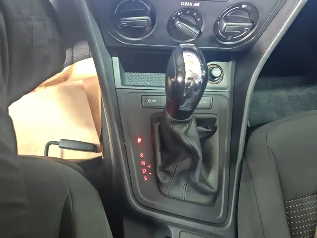 Volkswagen Lavida — миниатюра 14
