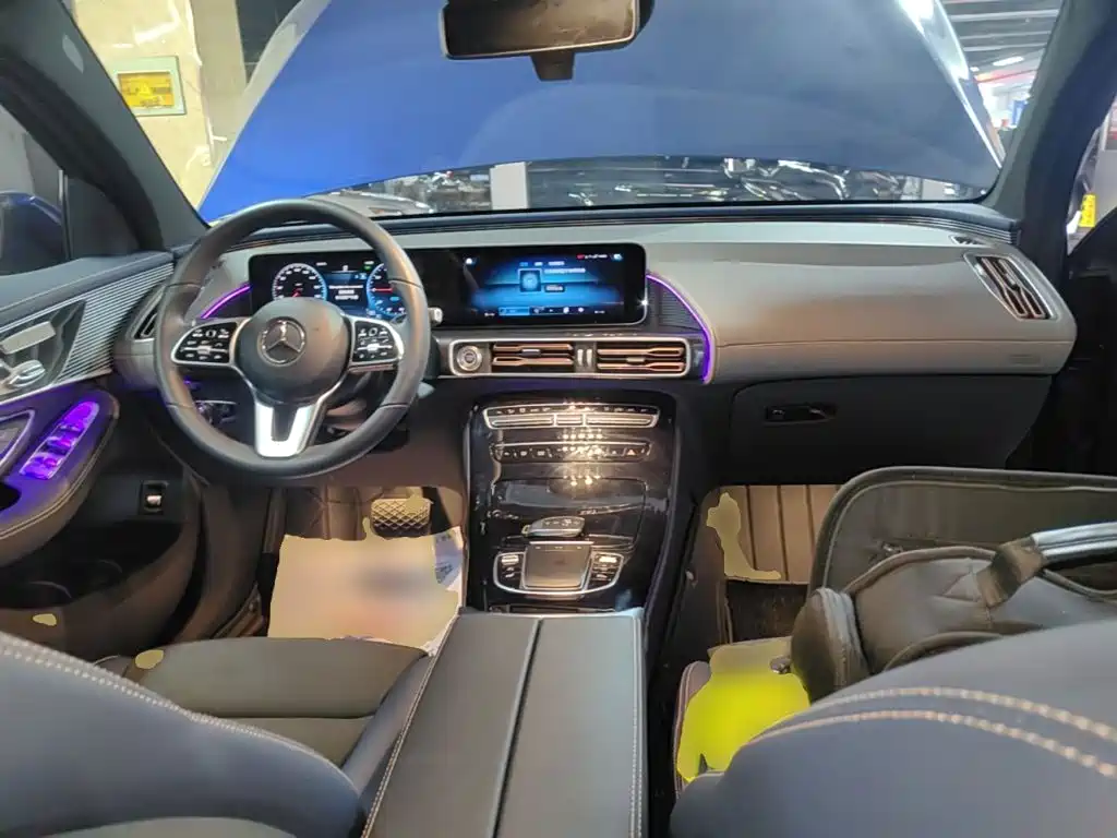 Mercedes-Benz EQC — миниатюра 10
