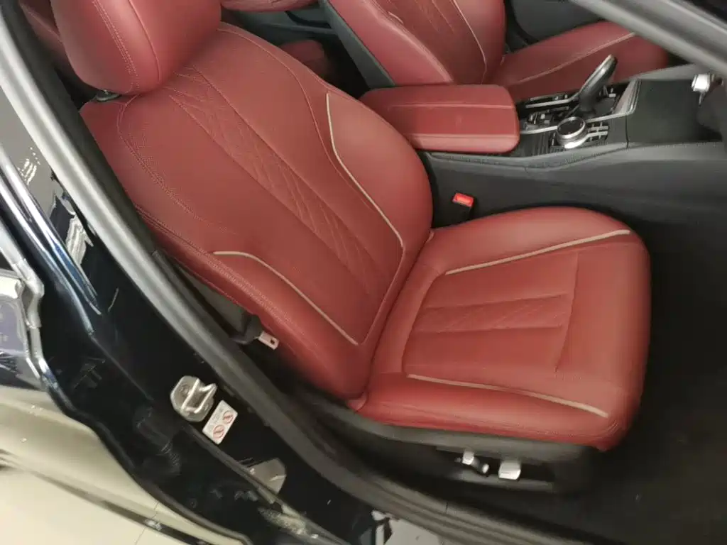 BMW 5 Series New Energy — миниатюра 25