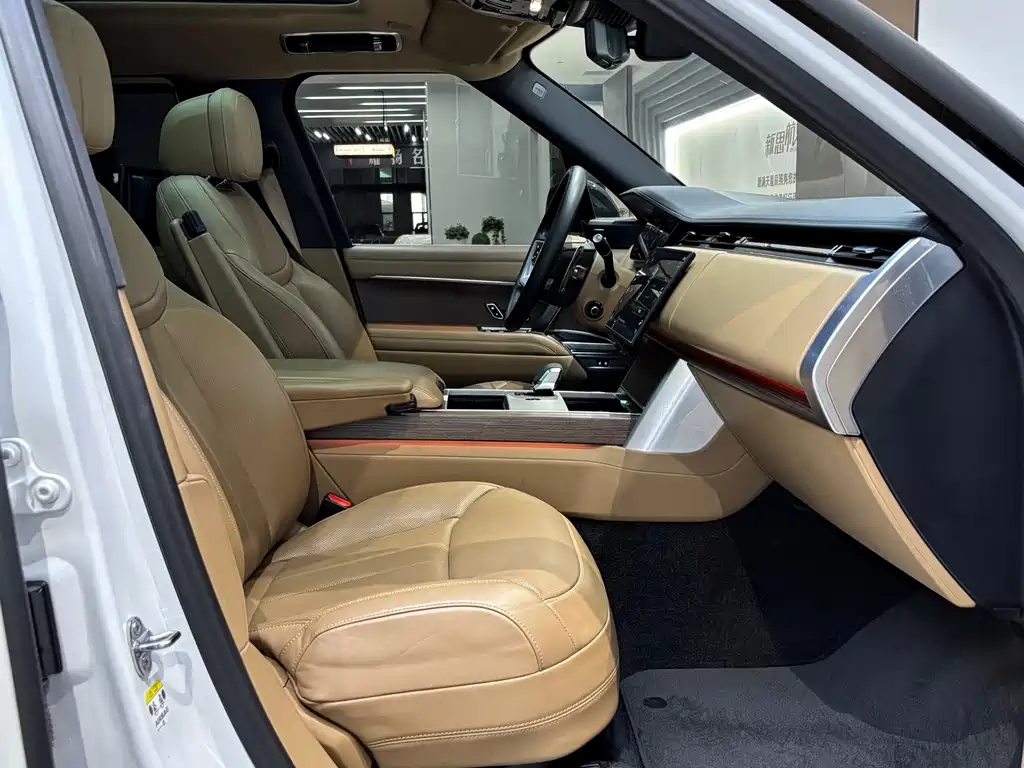 Land Rover Range Rover — миниатюра 15