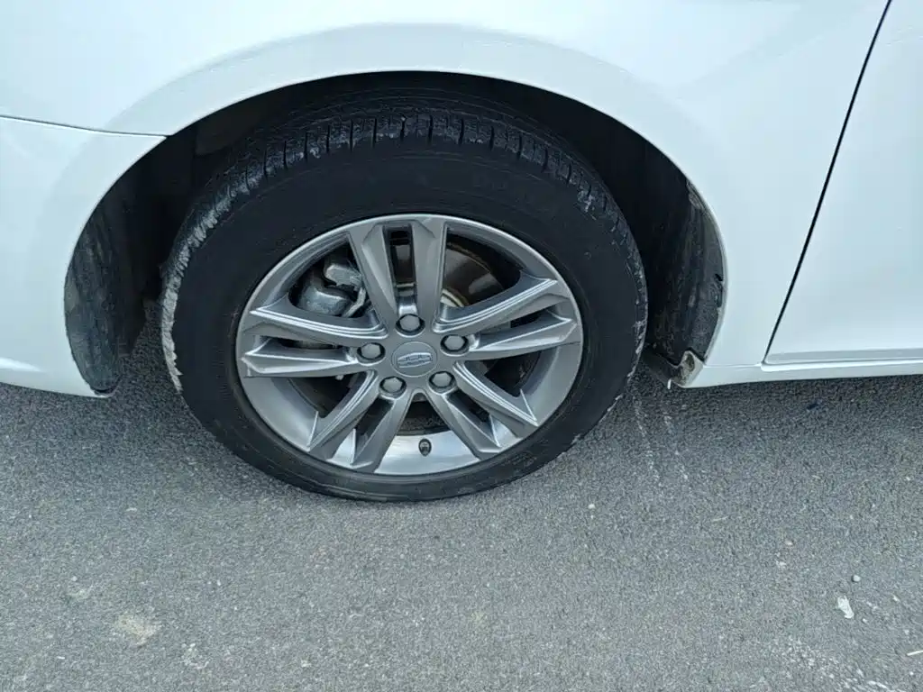 Geely Emgrand — миниатюра 23