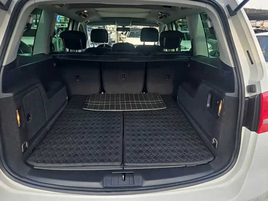 Volkswagen Sharan — миниатюра 4