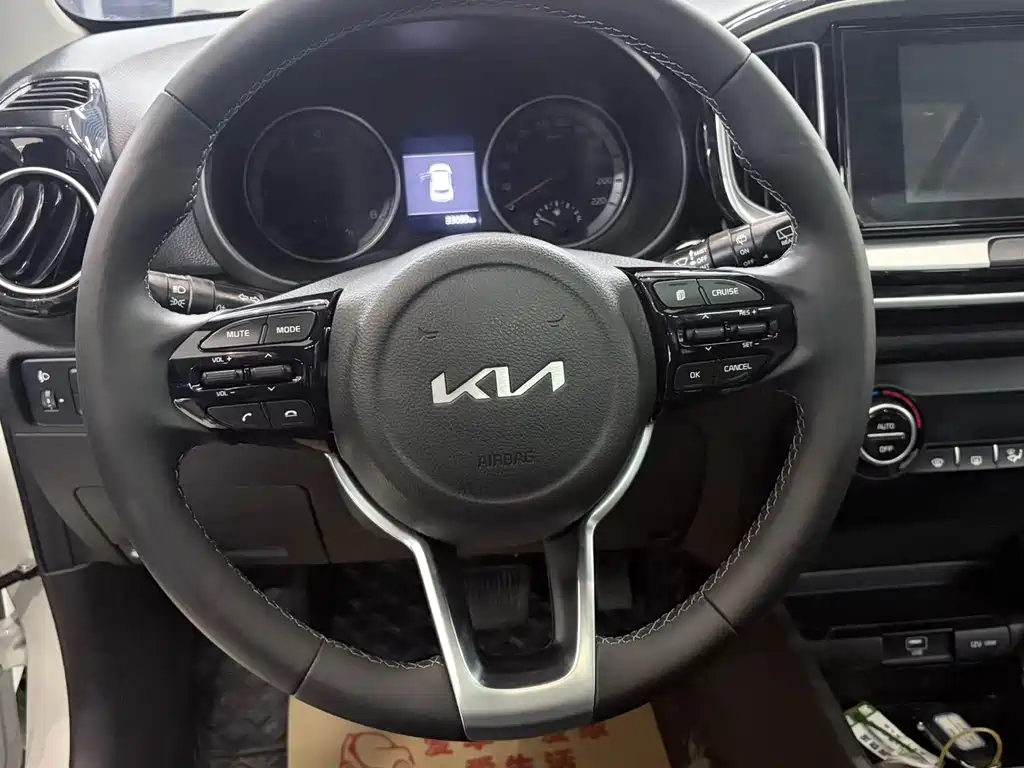 Kia KX1 — миниатюра 8