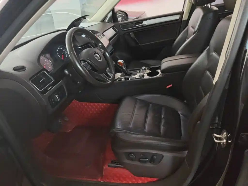 Volkswagen Touareg — миниатюра 15
