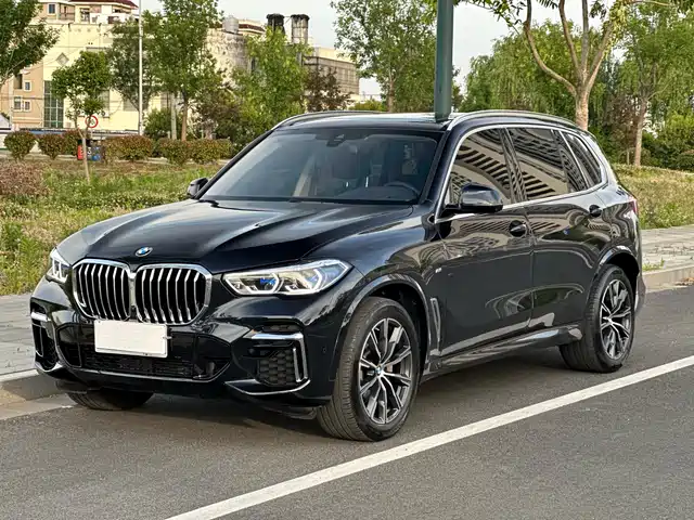 BMW X5 2023