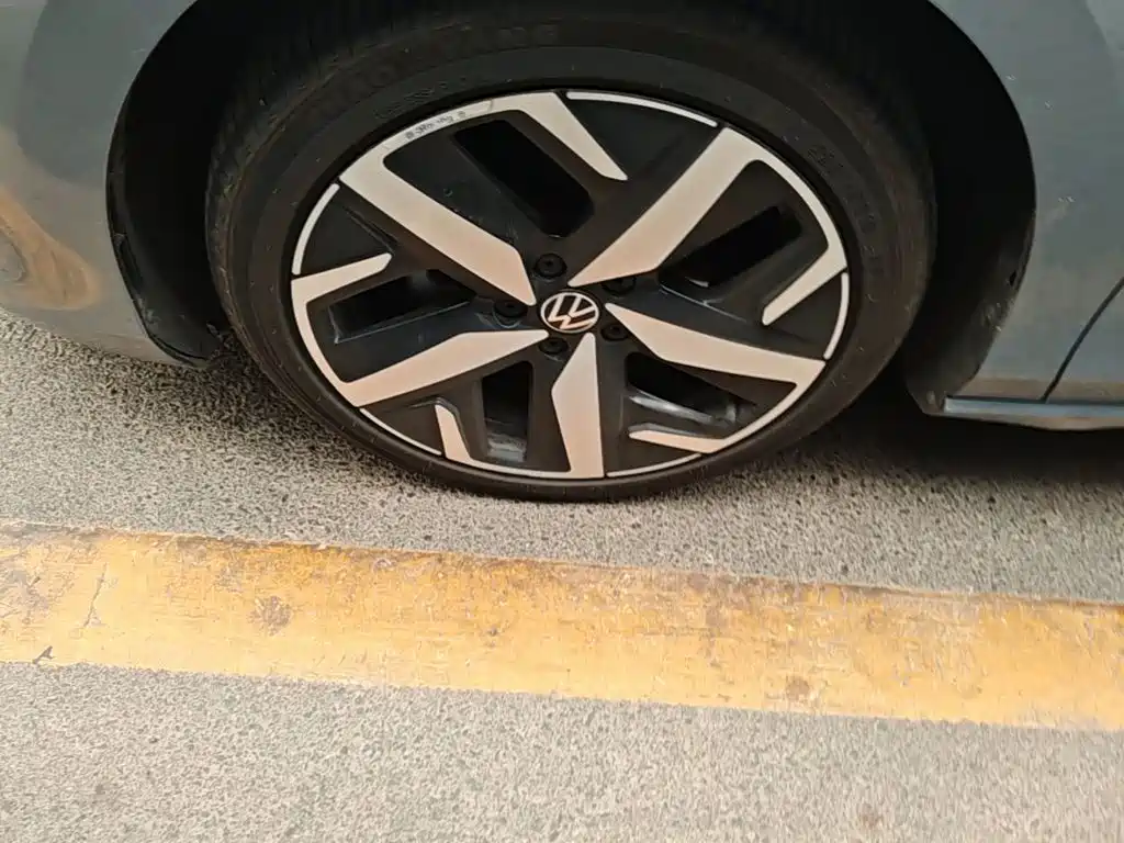 Volkswagen Lamando — миниатюра 23