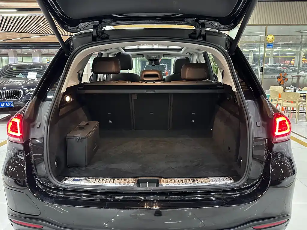 Mercedes-Benz GLE New Energy — миниатюра 17