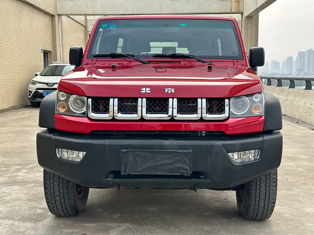 BAIC BJ40 2016 40L 2.0T MT Luxury