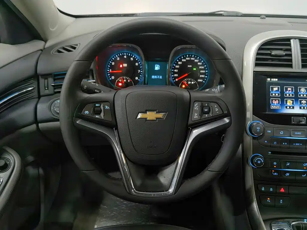 Chevrolet Malibu — миниатюра 11