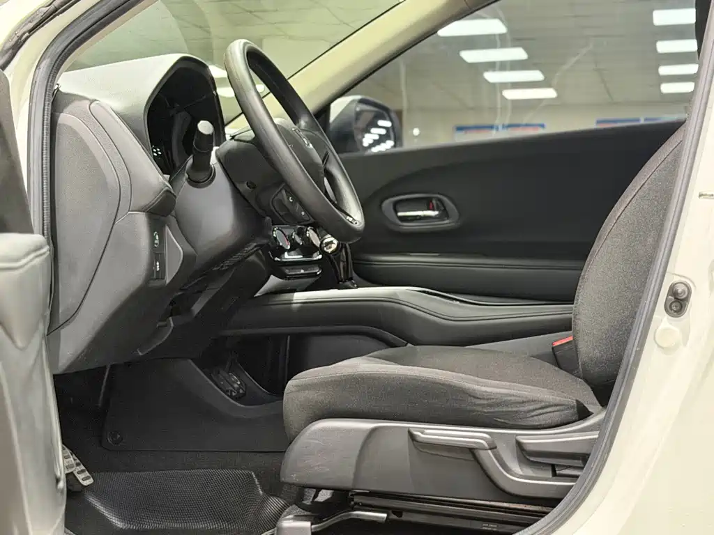 Honda Vezel — миниатюра 9