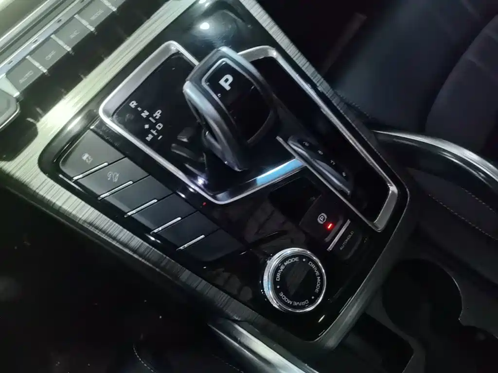 Geely Boyue — миниатюра 14