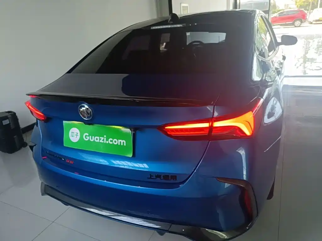 Buick Verano — миниатюра 6