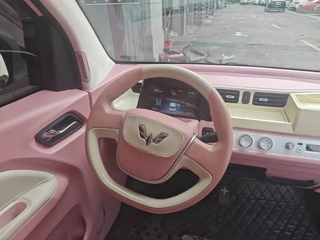 Wuling MINIEV — миниатюра 11