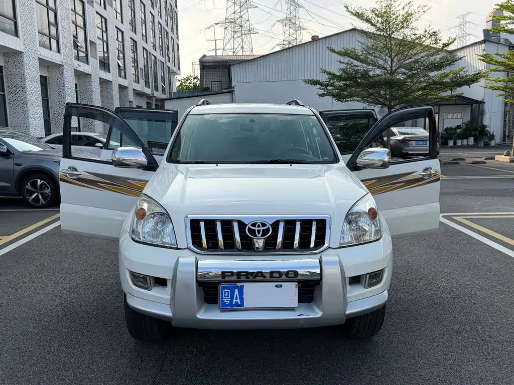 Toyota Prado (Import) — миниатюра 2