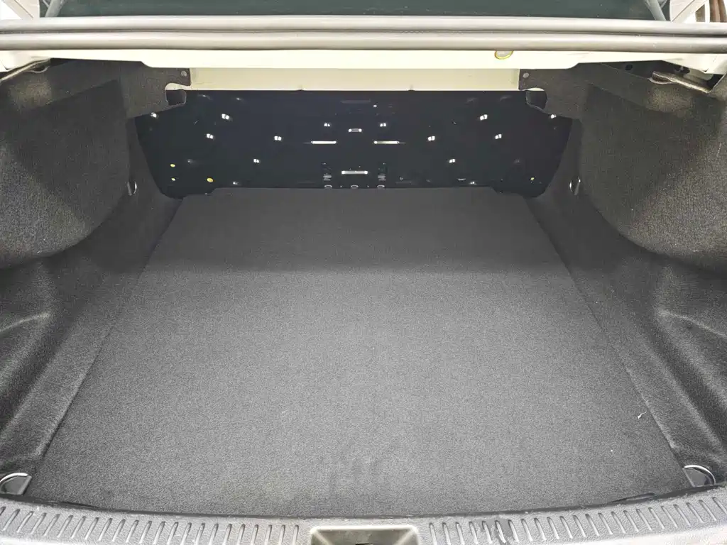 Mercedes-Benz A-Class — миниатюра 12