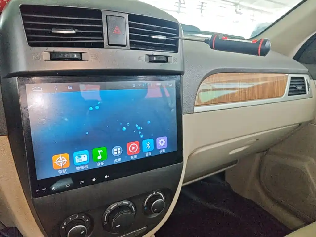 Buick Excelle — миниатюра 13