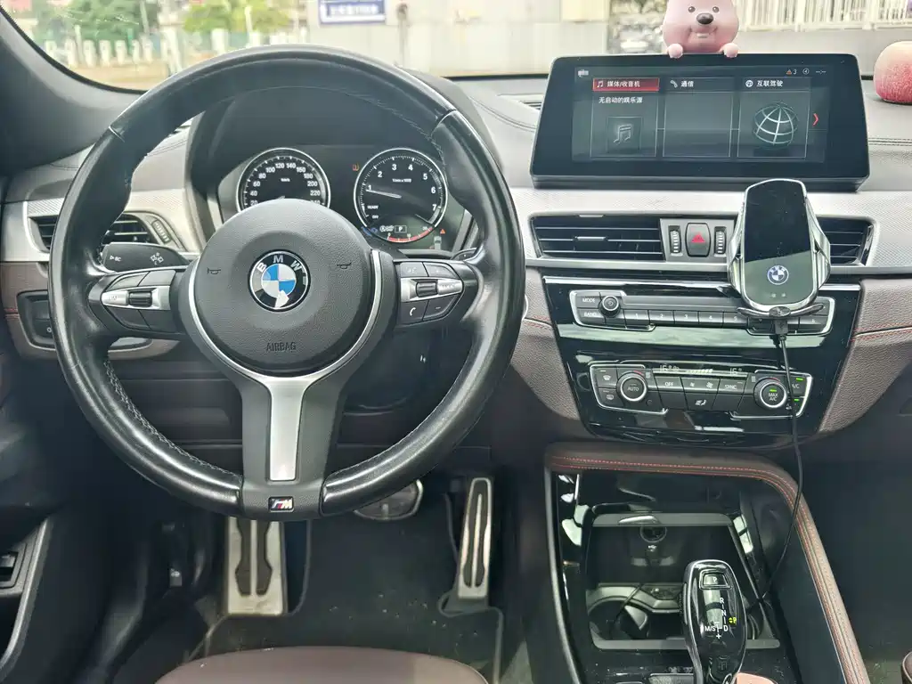 BMW X2 2021 sDrive25i