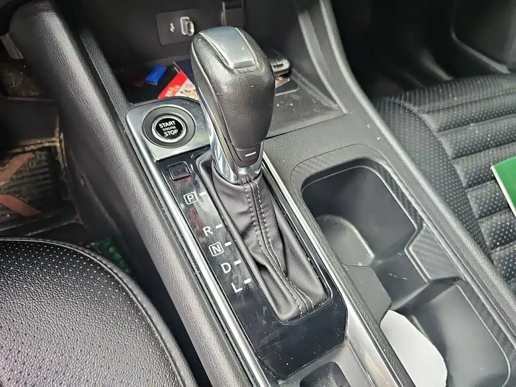 Nissan Sylphy — миниатюра 10