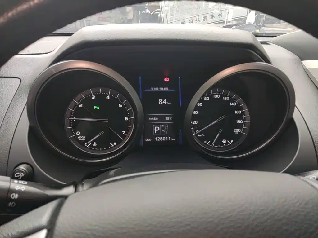 Toyota Prado — миниатюра 12