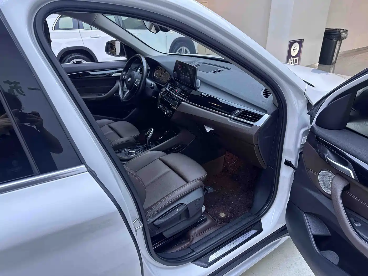 BMW X1 id 4669312 из Китая 9