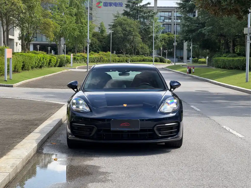 Porsche Panamera — миниатюра 2