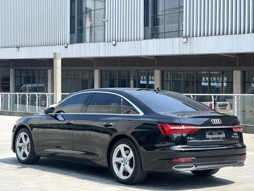Audi A6L — миниатюра 11