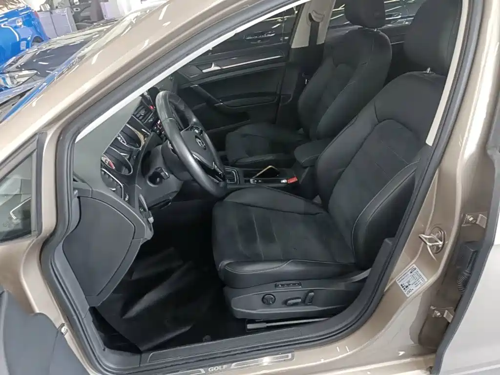 Volkswagen Golf — миниатюра 15