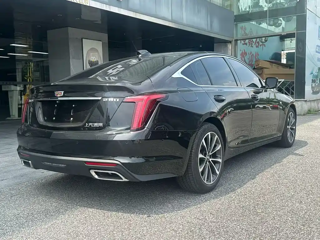 Cadillac CT5 — миниатюра 7