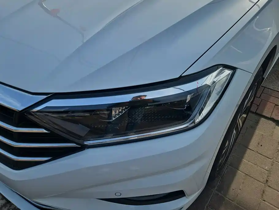Volkswagen Sagitar — миниатюра 5