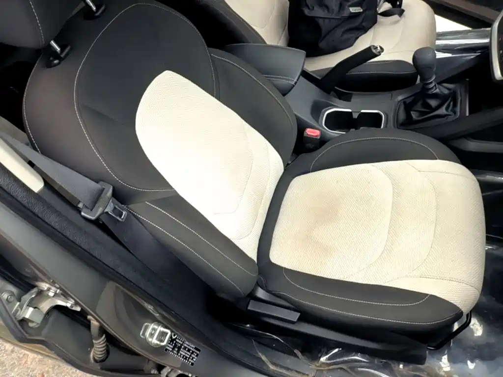 Wuling Hongguang S3 — миниатюра 25