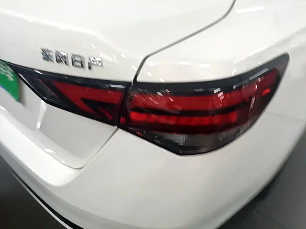 Nissan Sylphy — миниатюра 8