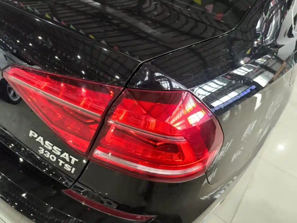 Volkswagen Passat — миниатюра 8