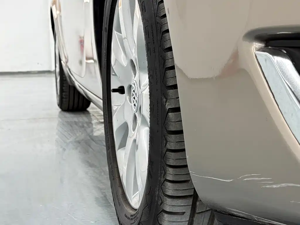 Buick Regal — миниатюра 11