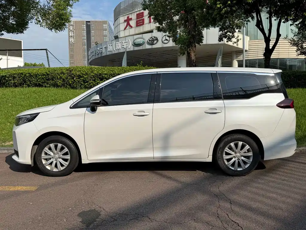 GAC Motor Trumpchi M6 — миниатюра 3