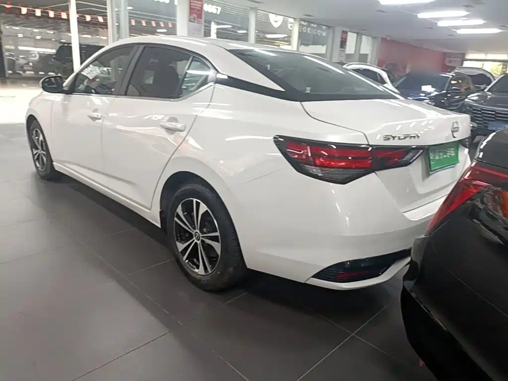 Nissan Sylphy — миниатюра 5