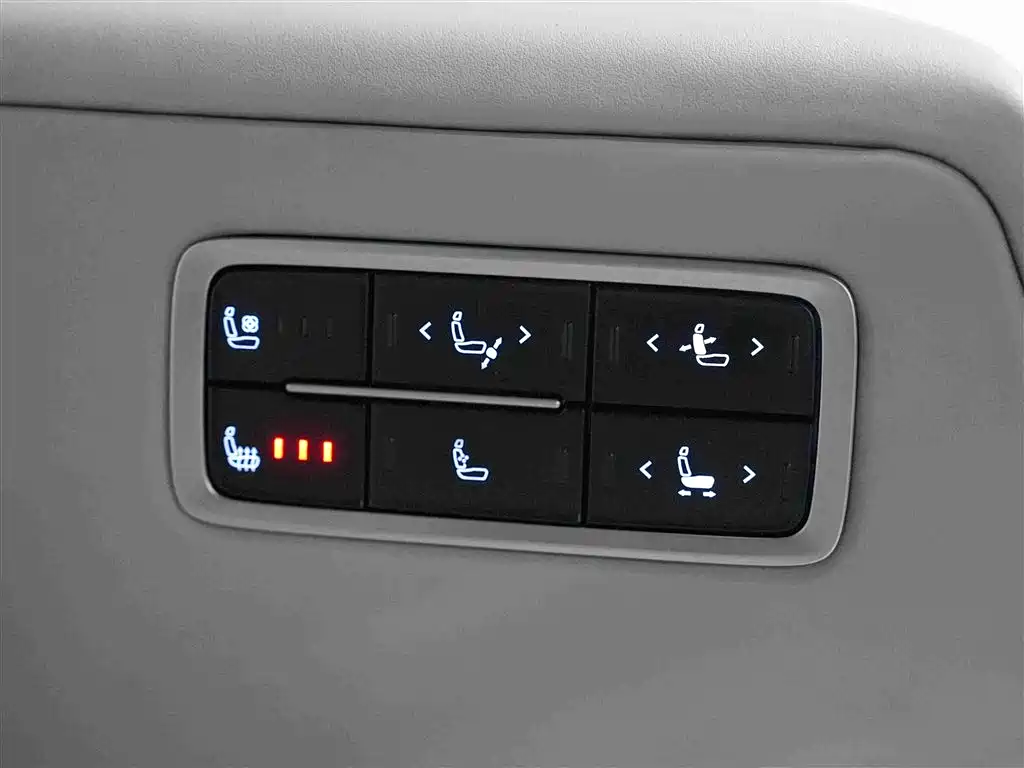 Buick GL8 — миниатюра 13