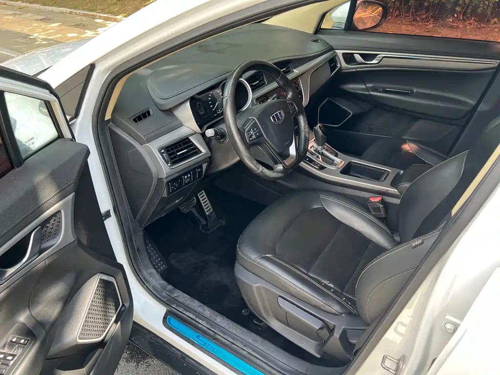 Geely Emgrand GS — миниатюра 11
