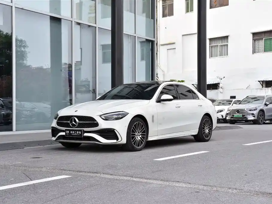 奔驰C级 2025款 C 260 L 运动版 2025