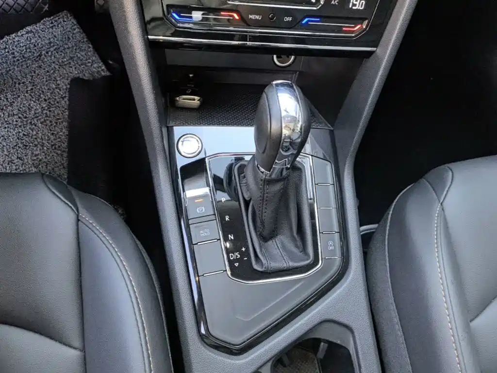 Volkswagen Tharu — миниатюра 14