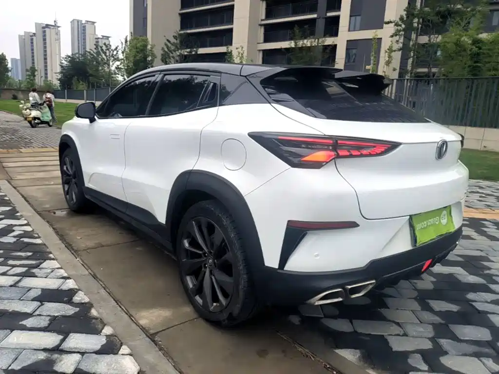 Changan UNI-T — миниатюра 5