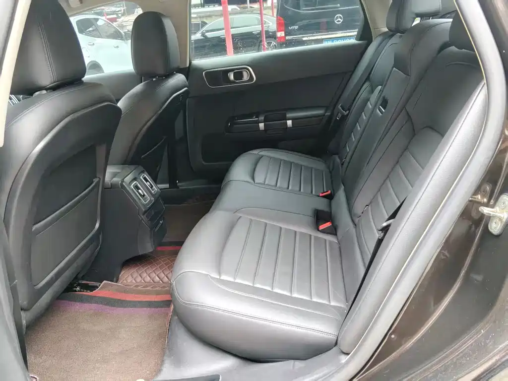 Citroen C6 — миниатюра 6