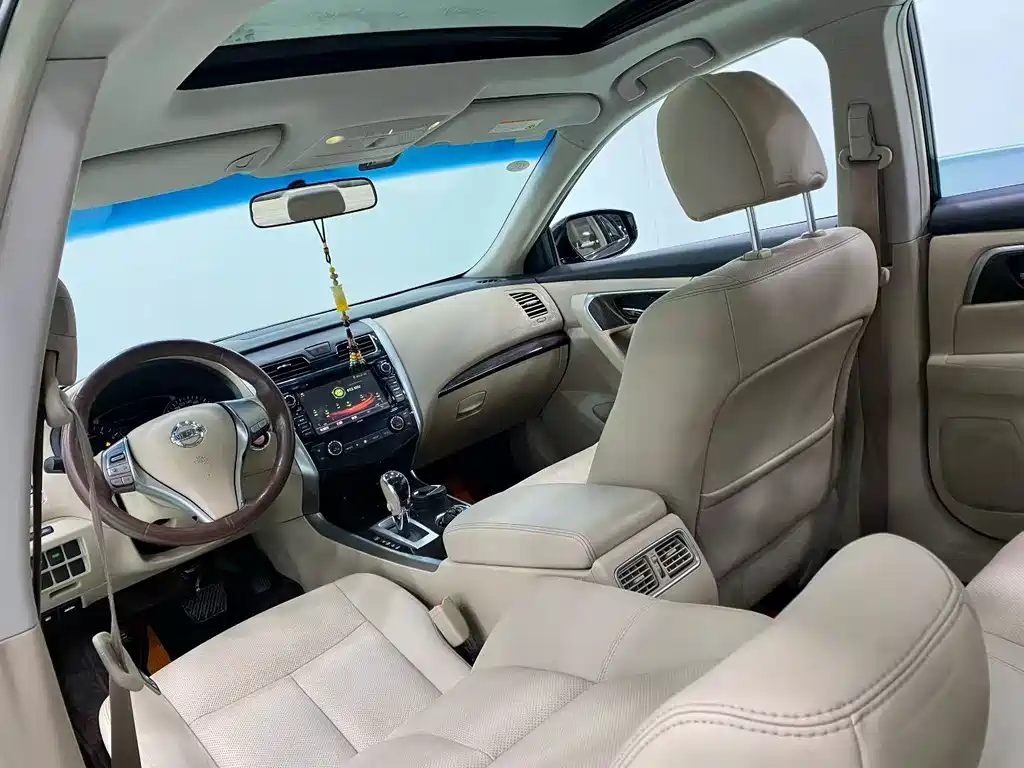 Nissan Teana — миниатюра 6