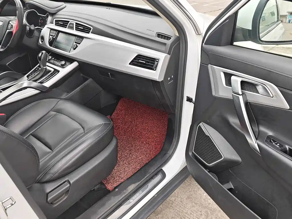 Geely Boyue — миниатюра 16