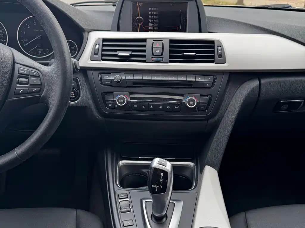 BMW 3 Series — миниатюра 20