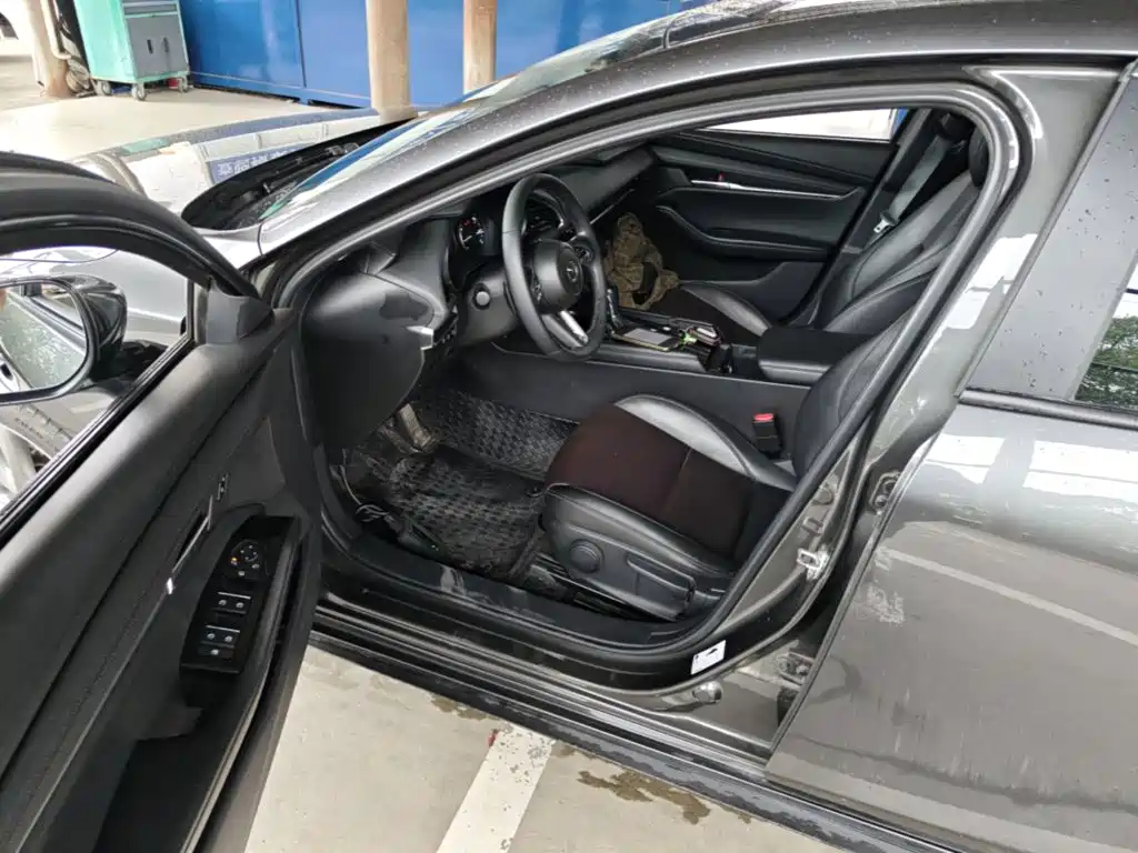 Mazda 3 Axela — миниатюра 16