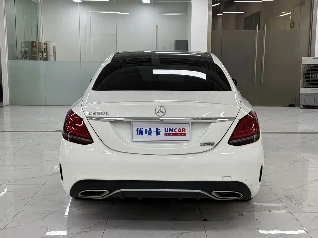 Mercedes-Benz C-Class — миниатюра 5