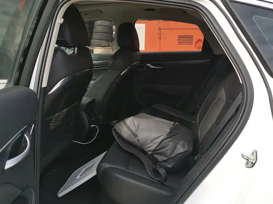 Geely Xingyue — миниатюра 11