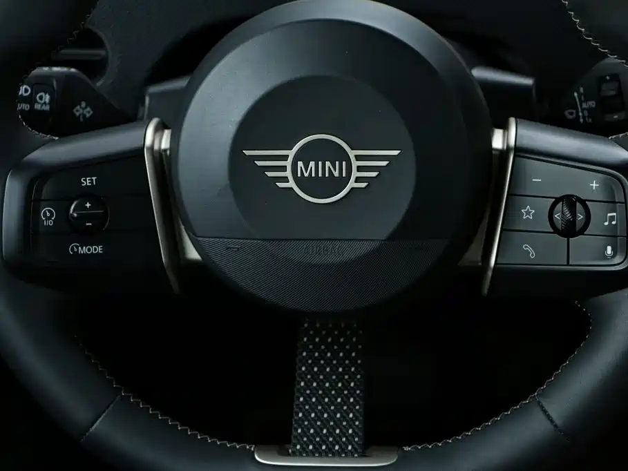 MINI MINI COOPER EV — миниатюра 19