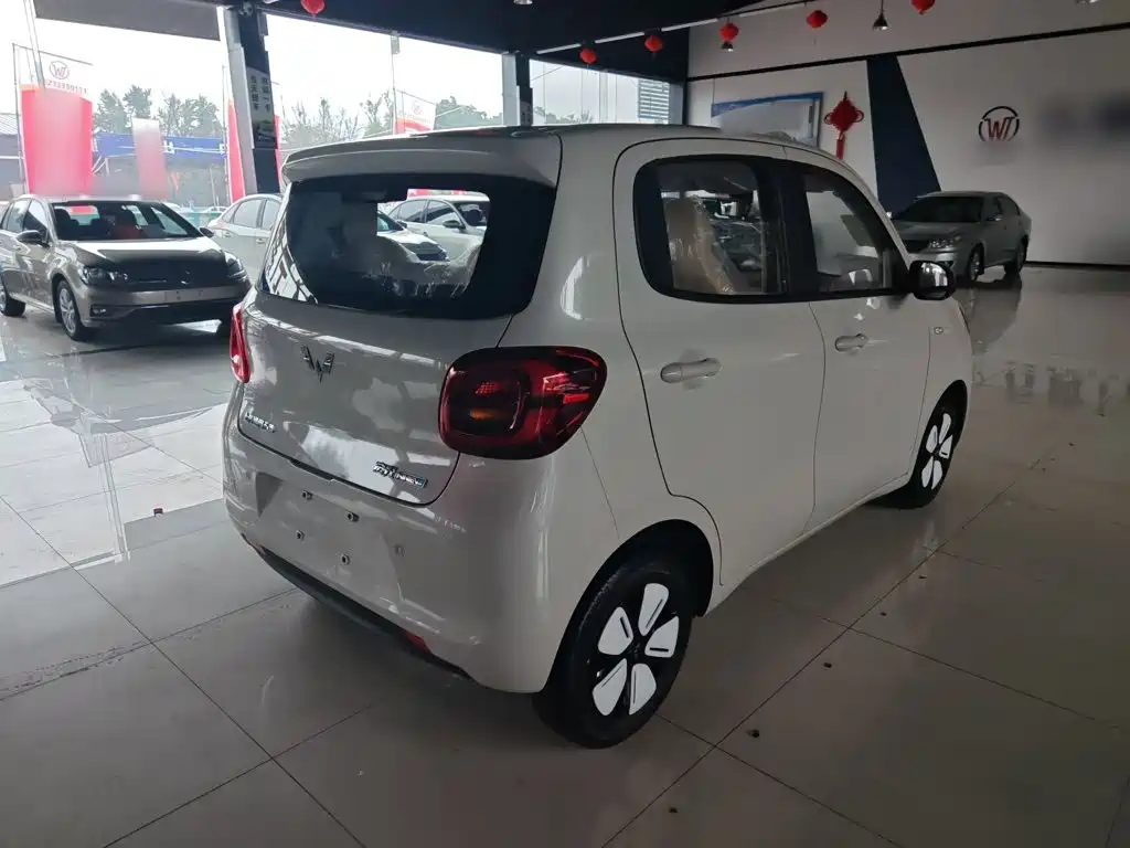 Wuling MINIEV — миниатюра 11